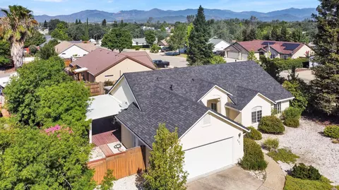 892 Paramount Way, Redding, CA 96003 photo 42