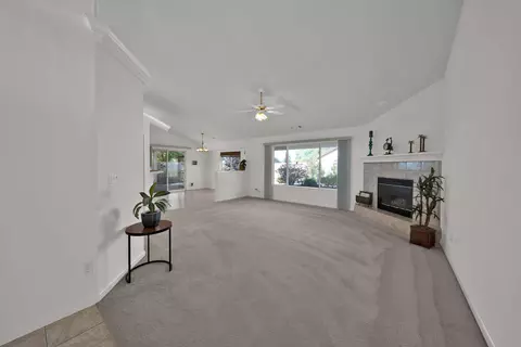 892 Paramount Way, Redding, CA 96003 photo 8