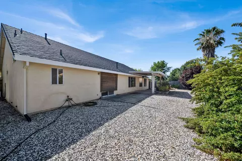 892 Paramount Way, Redding, CA 96003 photo 40