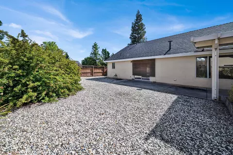 892 Paramount Way, Redding, CA 96003 photo 39