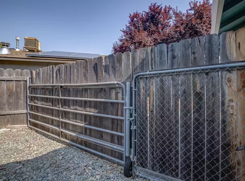 6955 Dennis Ct, Redding, CA 96001 photo 31