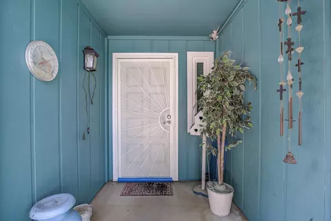 6955 Dennis Ct, Redding, CA 96001 photo 5