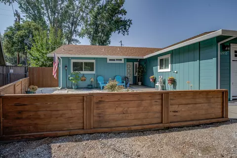 6955 Dennis Ct, Redding, CA 96001 photo 4