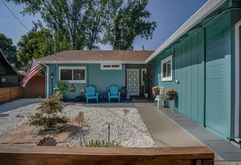 6955 Dennis Ct, Redding, CA 96001 photo 3