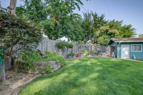 6955 Dennis Ct, Redding, CA 96001 photo 35