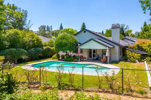 1659 Wee Burn Ct, Redding, CA 96003 photo 8