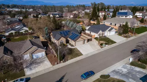 2074 Hedgerow Ave, Redding, CA 96003 photo 93
