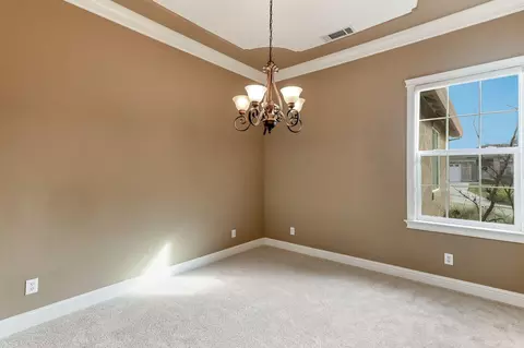 2074 Hedgerow Ave, Redding, CA 96003 photo 18