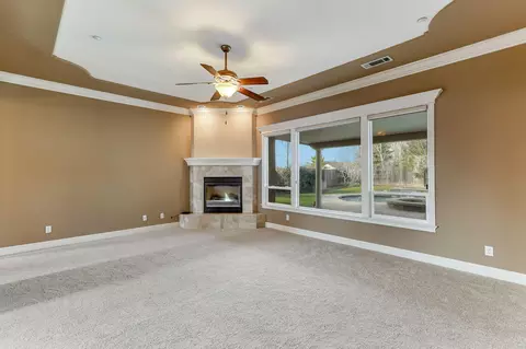 2074 Hedgerow Ave, Redding, CA 96003 photo 22