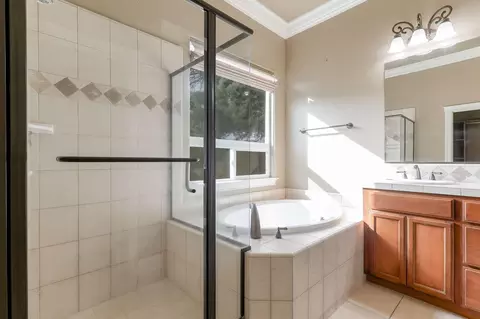 2074 Hedgerow Ave, Redding, CA 96003 photo 74