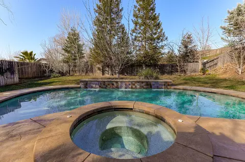 2074 Hedgerow Ave, Redding, CA 96003 photo 90
