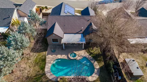2074 Hedgerow Ave, Redding, CA 96003 photo 107
