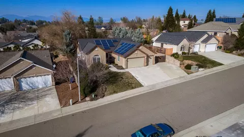 2074 Hedgerow Ave, Redding, CA 96003 photo 92