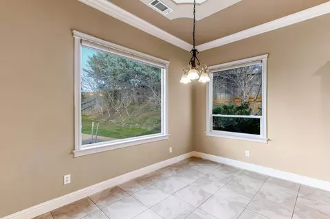 2074 Hedgerow Ave, Redding, CA 96003 photo 24