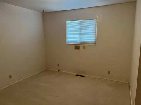 835 Middle St, Redding, CA 96003 photo 14