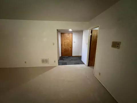 835 Middle St, Redding, CA 96003 photo 5