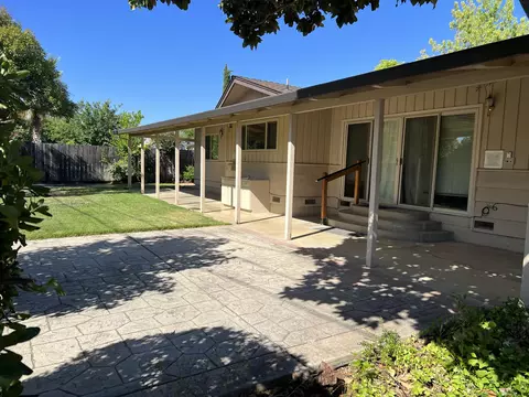835 Middle St, Redding, CA 96003 photo 23