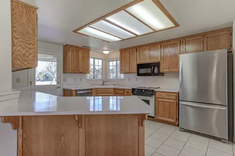 21960 Parkway Dr, Red Bluff, CA 96080 photo 13