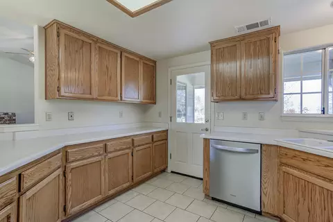 21960 Parkway Dr, Red Bluff, CA 96080 photo 17