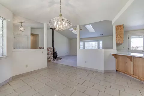 21960 Parkway Dr, Red Bluff, CA 96080 photo 10