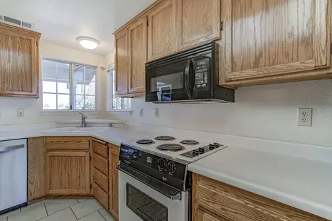 21960 Parkway Dr, Red Bluff, CA 96080 photo 15