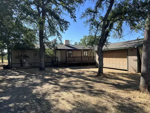 22579 Antler Rd, Millville, CA 96062