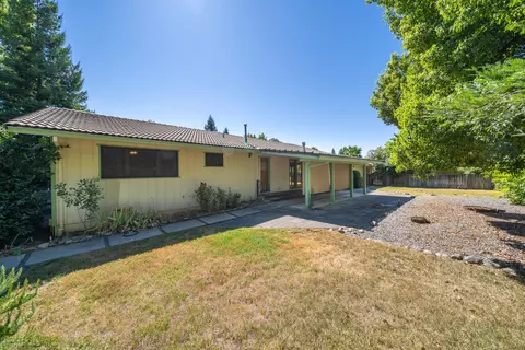 6460 Lucerne Ct, Redding, CA 96001 photo 37