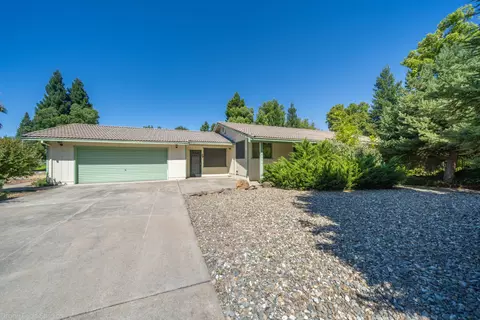 6460 Lucerne Ct, Redding, CA 96001 photo 14