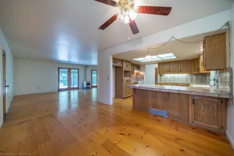 6460 Lucerne Ct, Redding, CA 96001 photo 10