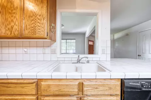 22024 Grove Cir, Red Bluff, CA 96080 photo 8
