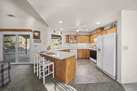 11627 Nash Rd, Redding, CA 96003 photo 11