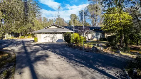 11627 Nash Rd, Redding, CA 96003 photo 1