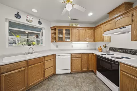 11627 Nash Rd, Redding, CA 96003 photo 13