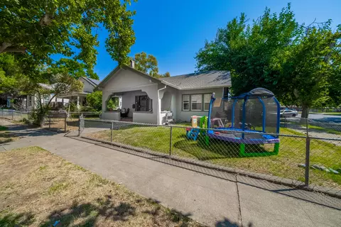 502 Madison St, Red Bluff, CA 96080 photo 2