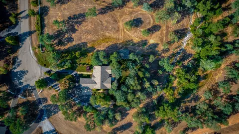 13462 Luna Dr, Redding, CA 96003 photo 66