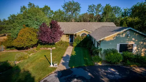 13462 Luna Dr, Redding, CA 96003 photo 61
