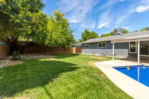 2149 Sycamore Dr, Redding, CA 96001 photo 21
