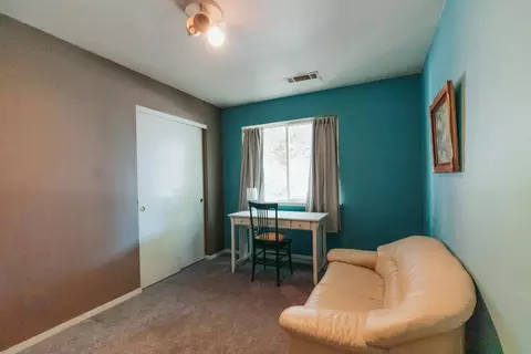 1720 Logan St, Redding, CA 96001 photo 12