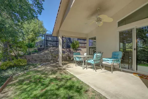 753 Volcano View Trl, Redding, CA 96003 photo 5
