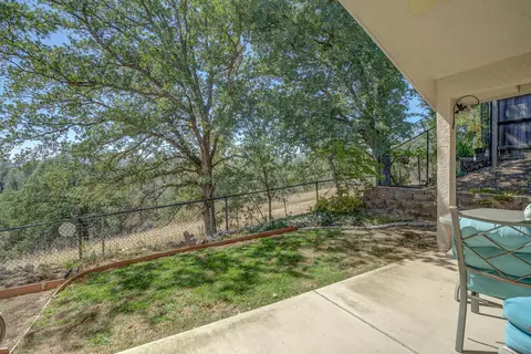 753 Volcano View Trl, Redding, CA 96003 photo 8