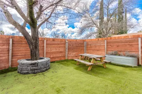 2272 Venus Way, Redding, CA 96002 photo 6