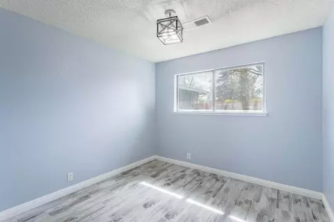 2272 Venus Way, Redding, CA 96002 photo 23