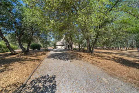 8788 Quail Valley Dr, Redding, CA 96002 photo 18