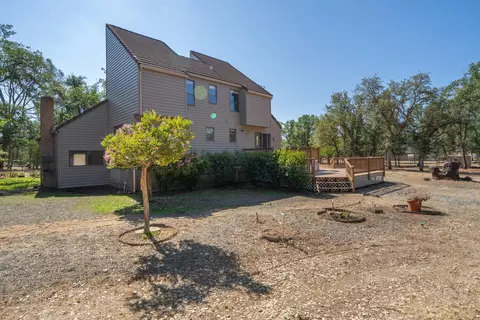 8788 Quail Valley Dr, Redding, CA 96002 photo 9
