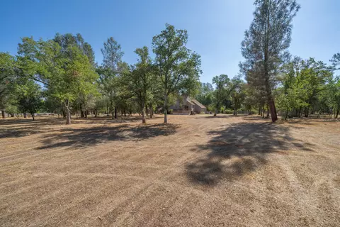 8788 Quail Valley Dr, Redding, CA 96002 photo 48