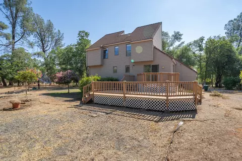 8788 Quail Valley Dr, Redding, CA 96002 photo 6
