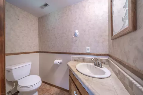 8788 Quail Valley Dr, Redding, CA 96002 photo 29