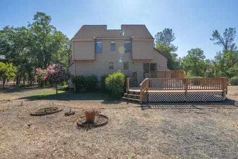 8788 Quail Valley Dr, Redding, CA 96002 photo 8