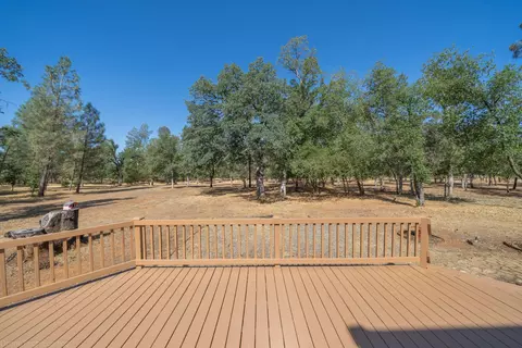 8788 Quail Valley Dr, Redding, CA 96002 photo 13