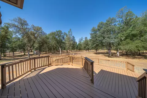8788 Quail Valley Dr, Redding, CA 96002 photo 17